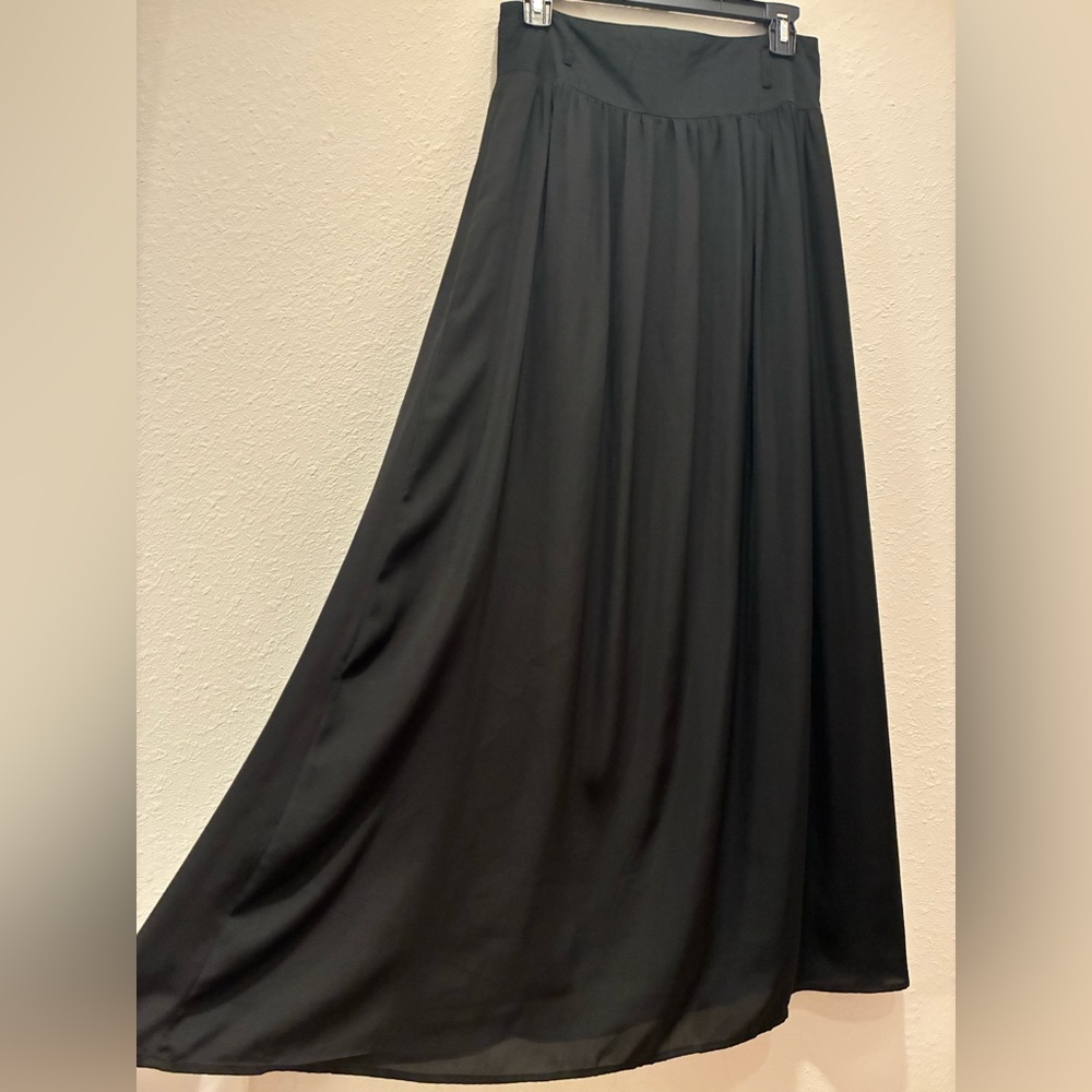 Renuar Women's Black Maxi Skirt